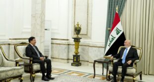 رئيس الجمهورية يؤكد لمحافظ البنك المركزي ضرورة تعزيز قوة الدينار ودعم الاستقرار الاقتصادي